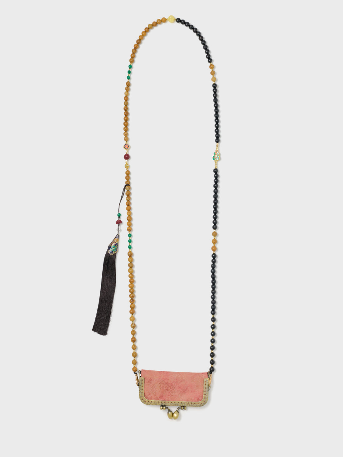 The Clasp Scent Pouch